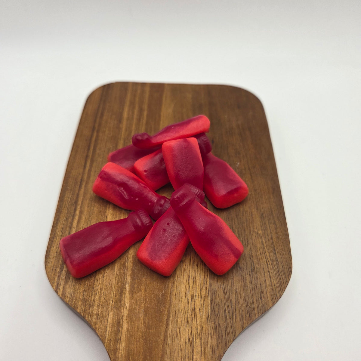 Mayceys Draculas Milk Lollies – Add a spooky twist to a classic lolly