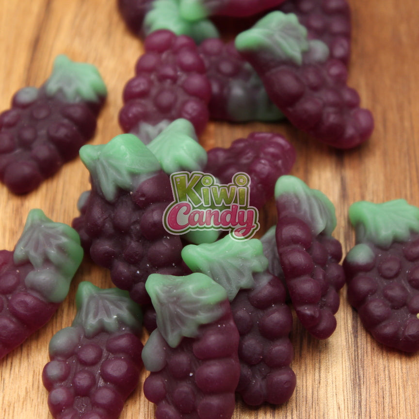 Mayceys Sour Grapes - Classic NZ Lollies, fun grape flavour with a punchy sour tang