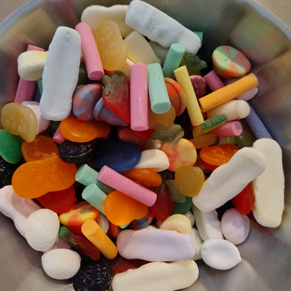 Mystery Kiwi Candy Pick ‘n Mix A Surprise Blend of NZ Favourites – Packed Fresh to Order